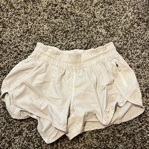 Lululemon size 8 ‘Speedup’ shorts